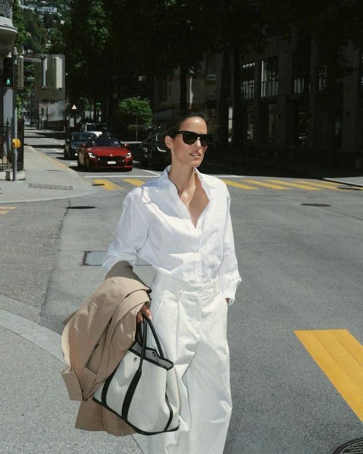 How to Style a White Button Down Shirt: 4 Effortless Looks That Prove It’s Anything but Basic