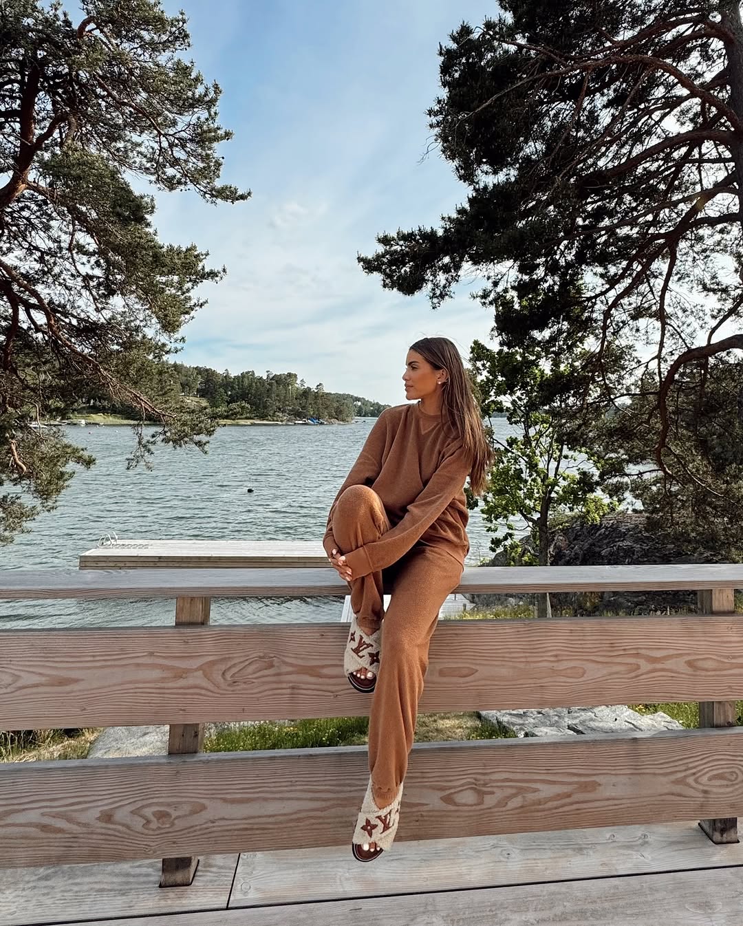 Suzie Kondi - Tinos cotton-blend velour track pants | Plush