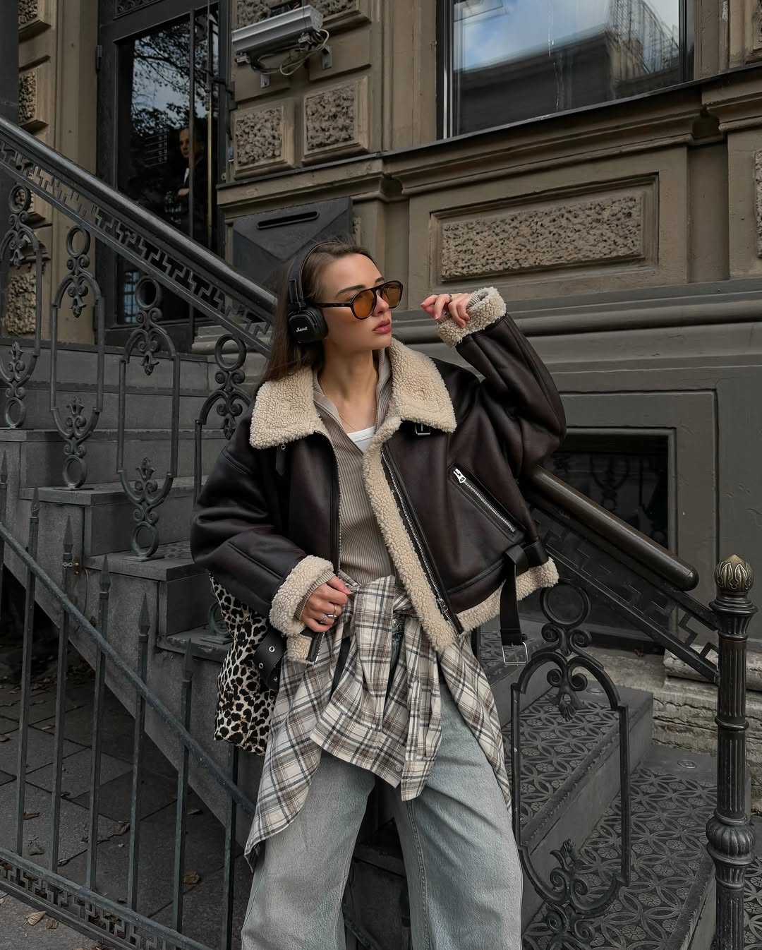 Jacquemus - Aviatore cropped shearling-trimmed leather jacket | Plush