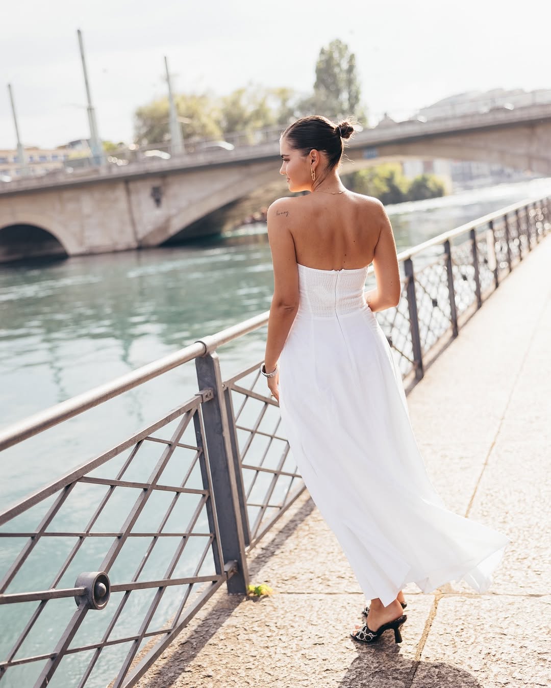 Helsa - Linen Strapless Maxi Dress | Plush