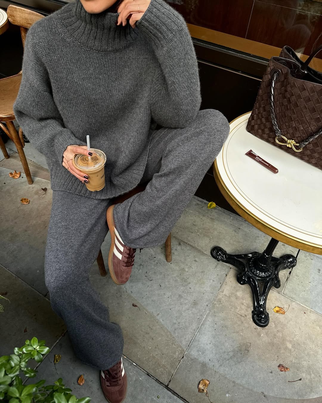 LAUREN MANOOGIAN / リネンパンツ Lauren Manoogian Linen ''Site'' Trousers in Natural | Santa