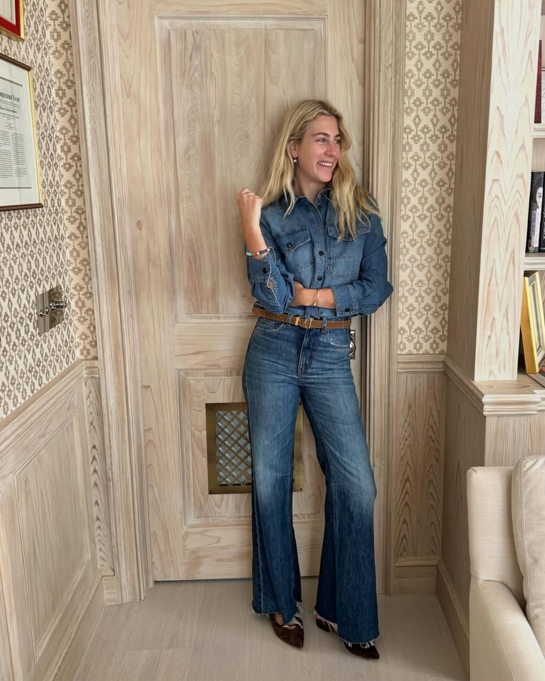 COS - COLUMN STRAIGHT-LEG JEANS | Plush