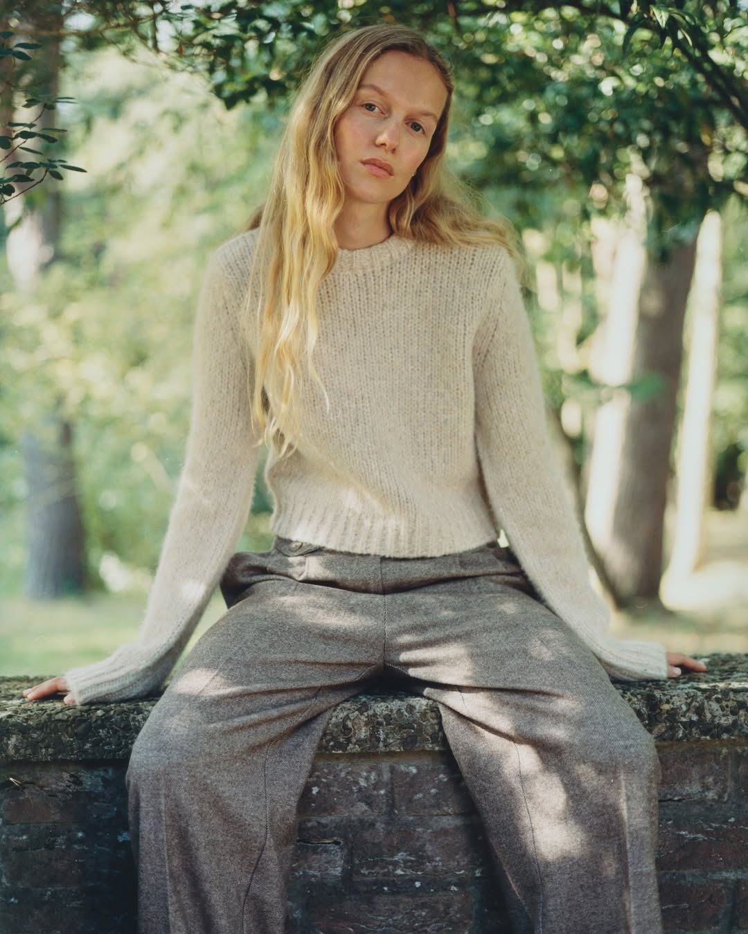 KHAITE - Clover mid-rise wool barrel-leg pants | Plush