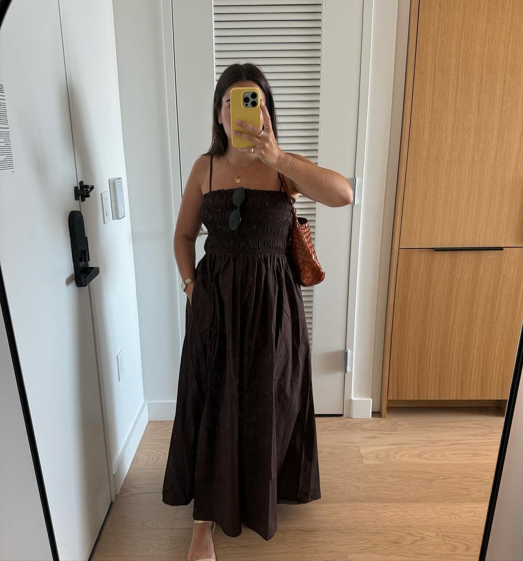 off shoulder v neck dress Double fold over off shoulder strap v neckline ball gown wedding train dress  with short veil GLGL3822