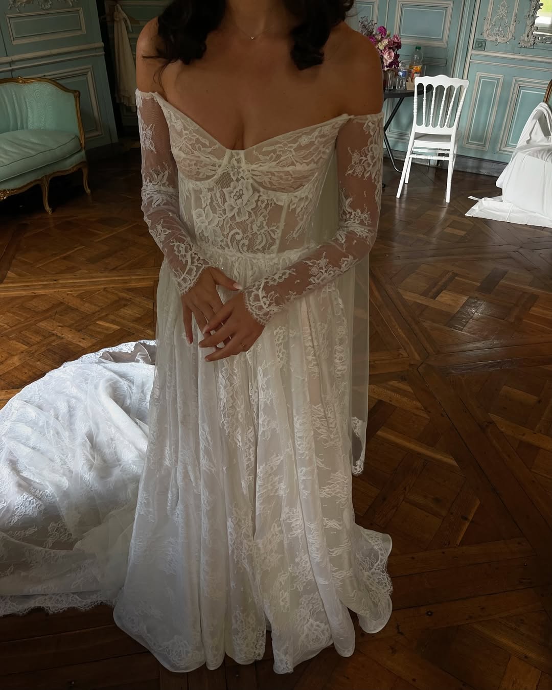 chinese dress ladies Ivory long dress in lace  Rabanne